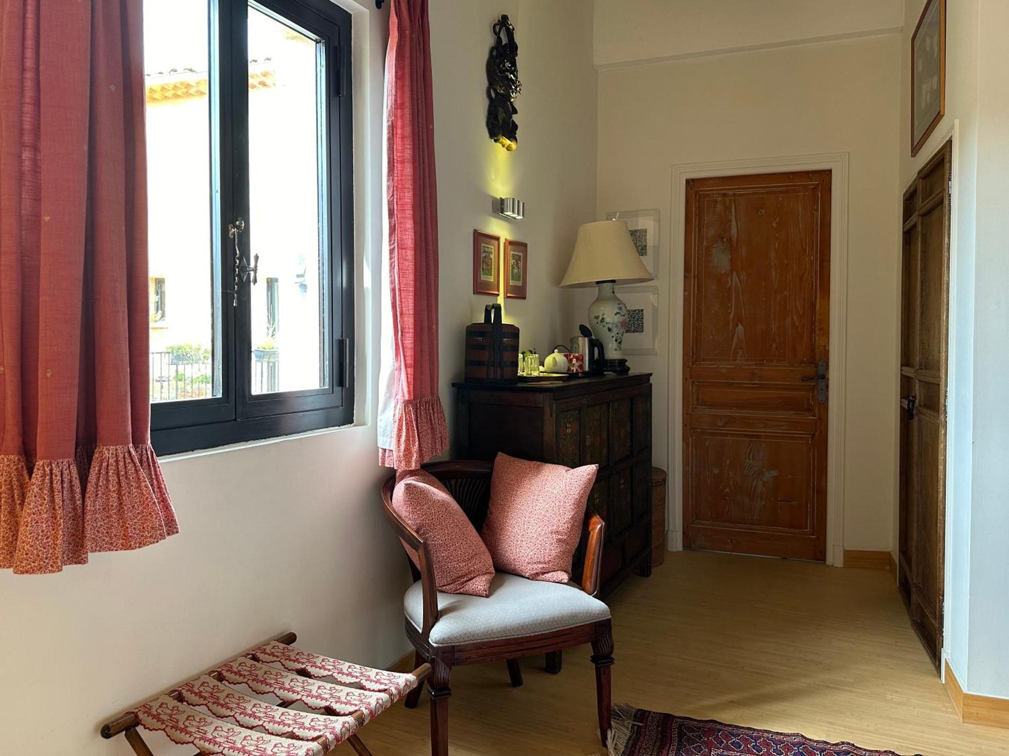 La Cour Carree Bed & Breakfast Rustrel Ngoại thất bức ảnh