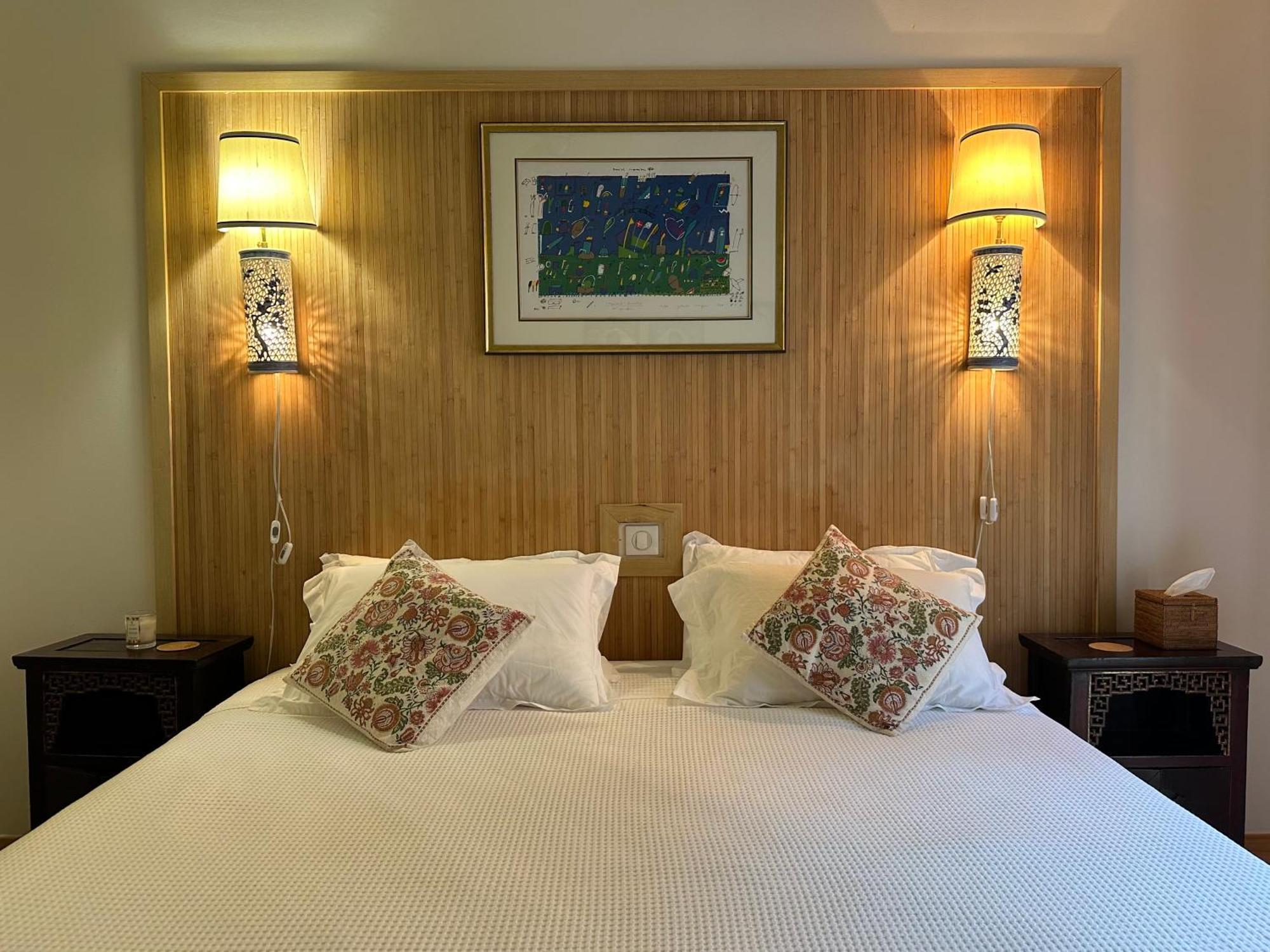 La Cour Carree Bed & Breakfast Rustrel Ngoại thất bức ảnh